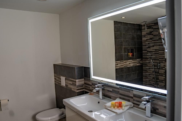 Hotel Commodore Suites (Diamond)